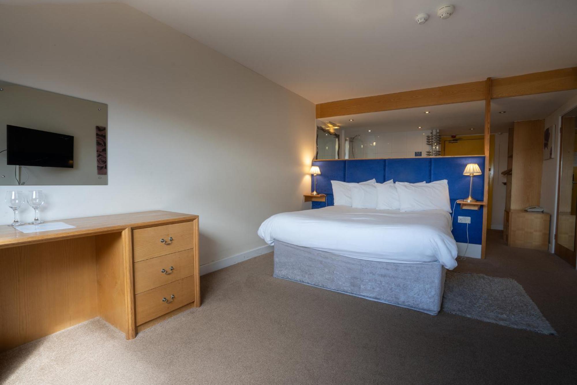 Skipton Hotel - Formerly Known As Hotel Rendezvous-Skipton Eksteriør billede